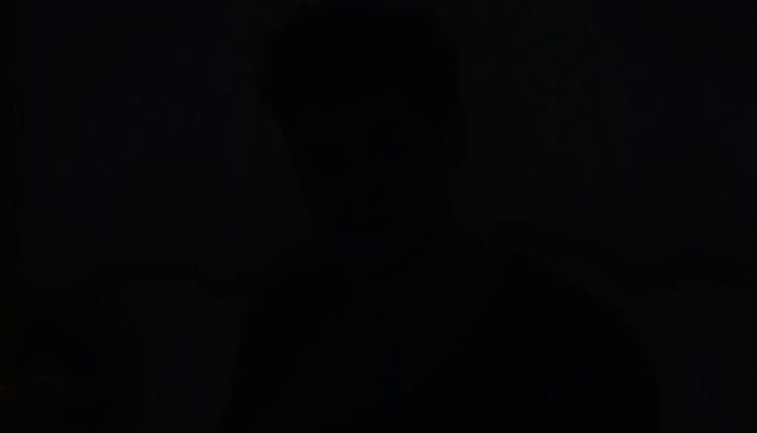 الصوت المرتجف