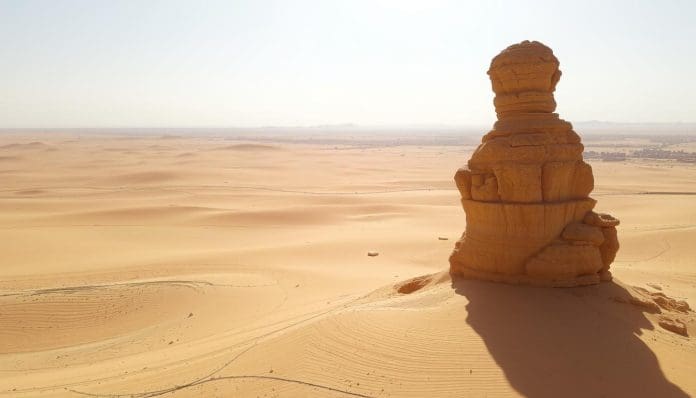 المسافة بين حصاة قحطان والقويعية