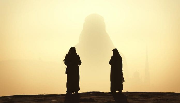 حكاية الصمت المريب