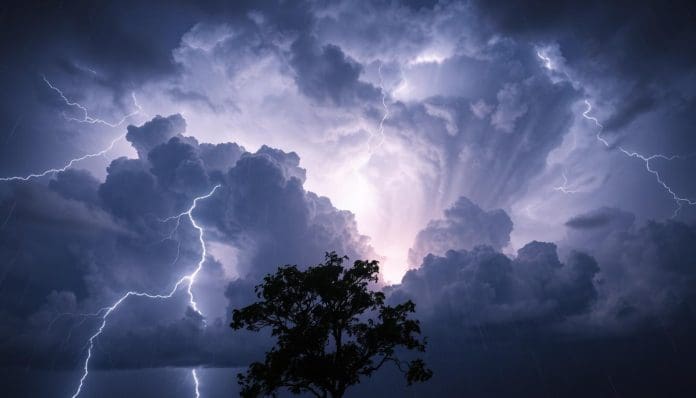 حكاية العاصفة المفاجئة