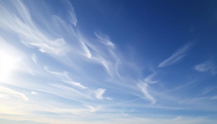 الغيوم الريشية