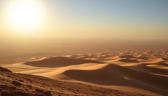 المسافة بين عرعر والقريات