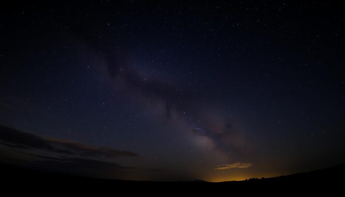 حركة النجوم الليلية